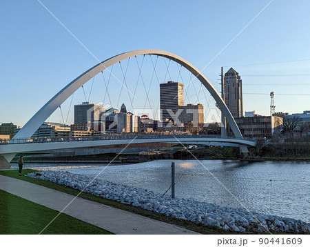 scenic views around des moines iowa city downtown scenic views around des moines iowa city downtown 90441609