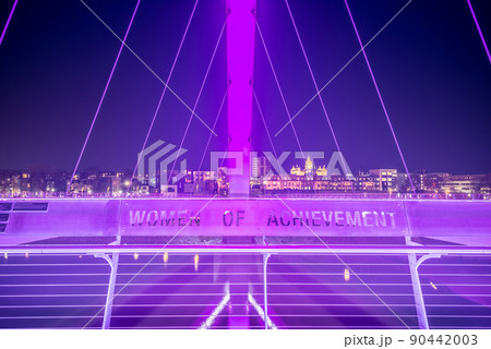 des moines iowa usa women of achievement bridge des moines iowa usa women of achievement bridge 90442003