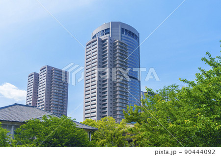 OAP　大阪アメニティパーク　新緑の季節 90444092