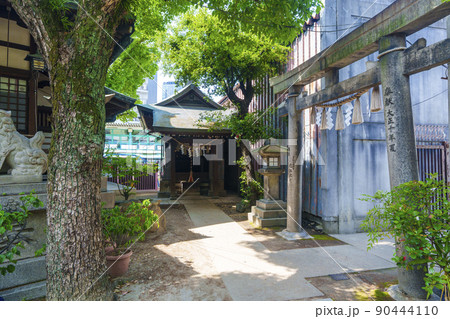 福島天満宮(上の天神)吉高稲荷神社 新緑の季節 福島天満宮(上の天神)吉高稲荷神社 新緑の季節 90444110