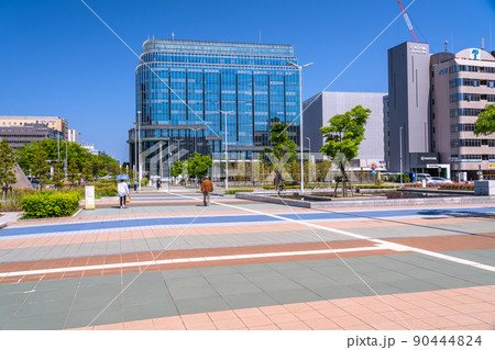 《石川県》金沢駅駅前・西広場 90444824