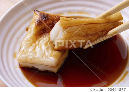 醬油でからめた磯辺餅 90444877
