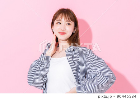 若い女性のビューティー 90445534
