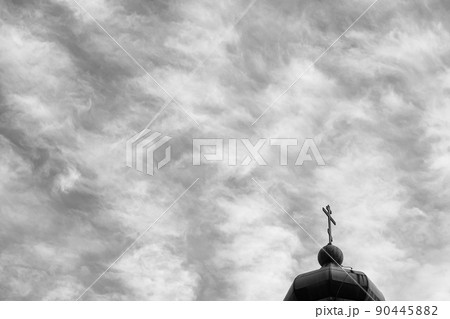 教会 屋根 空 雲 教会 屋根 空 雲 90445882