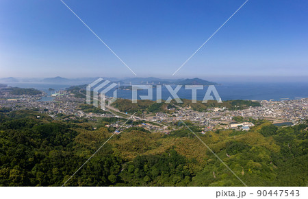 近見山展望台付近から見た来島海峡大橋（愛媛県今治市） 90447543