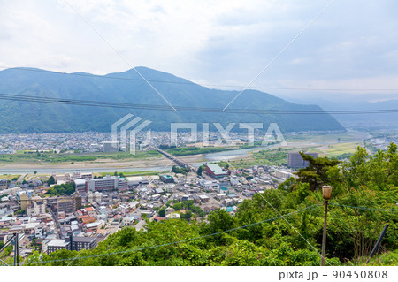 善光寺大本願別院 城泉山観音寺から見下ろす戸倉上山田温泉街 90450808