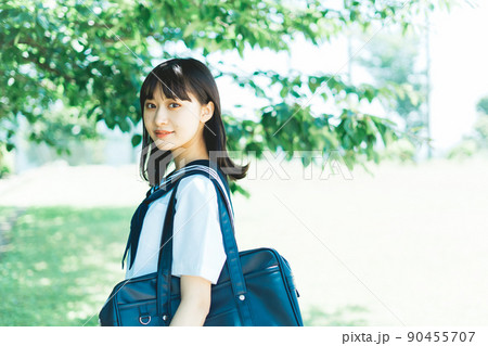 夏服の女子高生 夏服の女子高生 90455707