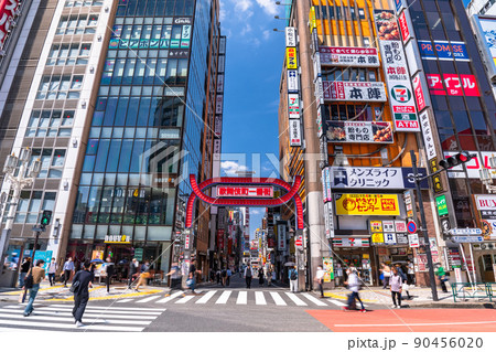 《東京都》新宿歌舞伎町・歓楽街 《東京都》新宿歌舞伎町・歓楽街 90456020