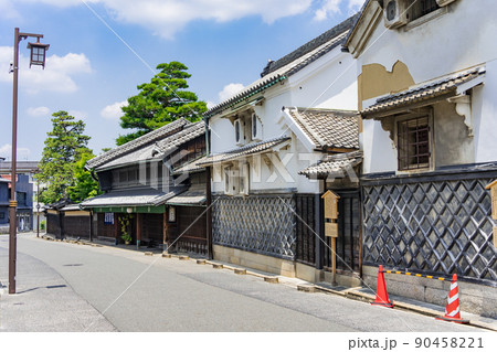 旧東海道・有松の町並み　井桁屋　服部家住宅倉 90458221