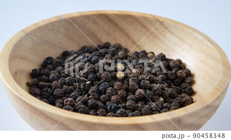 黒こしょう 90458348