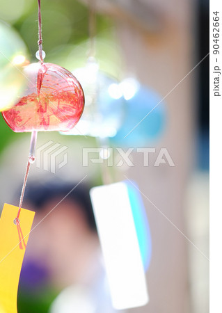 夏イメージ　風鈴 90462664