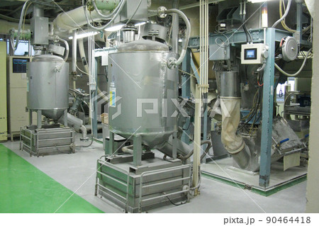 工場の計量器 工場の計量器 90464418