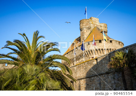 Saint-Malo city hall, Brittany, France Saint-Malo city hall, Brittany, France 90465554