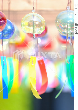 夏イメージ　風鈴 90466420