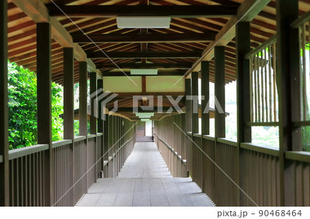 お寺の長い廊下 イメージ お寺の長い廊下 イメージ 90468464
