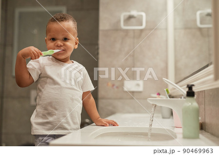 Cute Little Boy Brushing Teeth Cute Little Boy Brushing Teeth 90469963