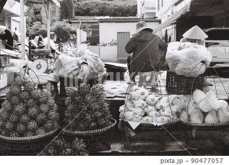Photo film black and white: Street life in Da Lat city.  90477057