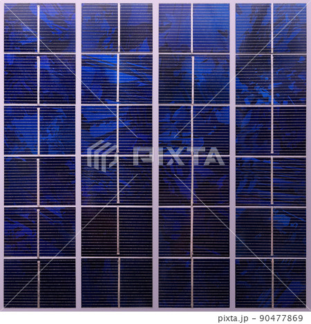 紫色がかった太陽電池パネルのモジュールの表面の結晶のパターンが見える素材画像 紫色がかった太陽電池パネルのモジュールの表面の結晶のパターンが見える素材画像 90477869