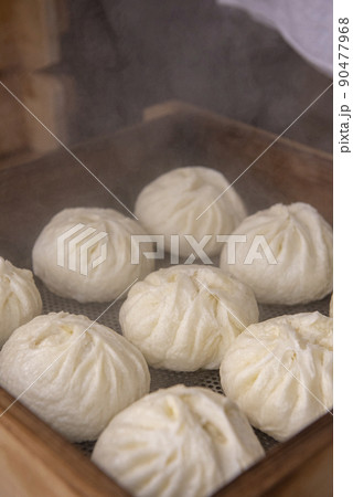 肉まん　豚まん　中華まん 90477968