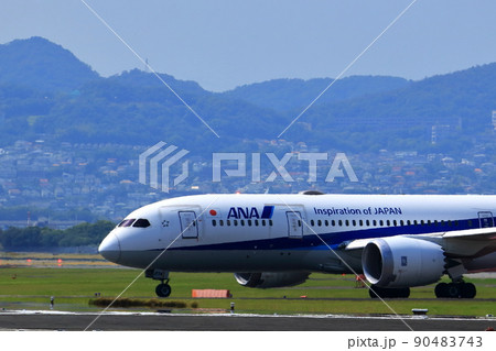 大阪国際空港 旅客機 離着陸 千里川尻 大阪国際空港 旅客機 離着陸 千里川尻 90483743