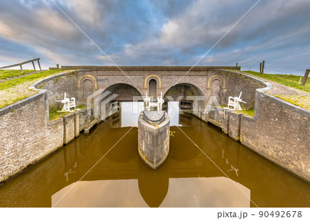 Old medieval sluice Aduarderzijl 90492678