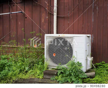 エアコンの室外機 90498280