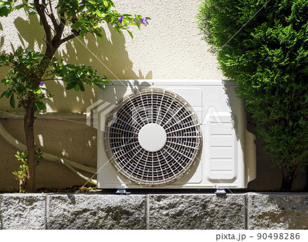 エアコンの室外機 90498286