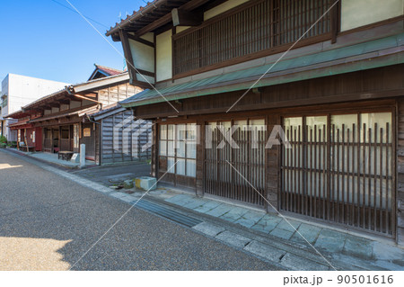 福井県　三国町の町並み 90501616