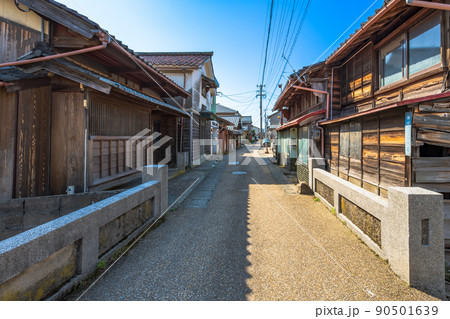 福井県　三国町の町並み 90501639