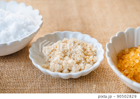 三温糖とざらめと上白糖 90502829