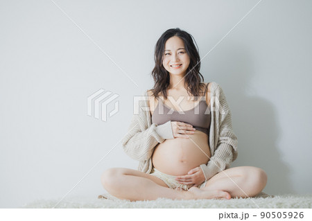 マタニティ　お腹　妊婦 90505926