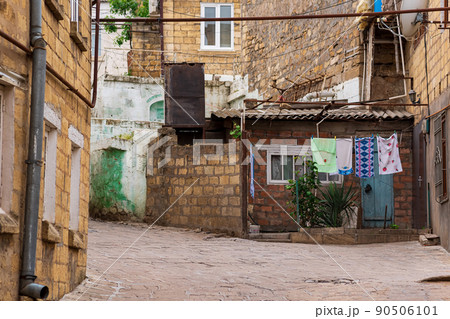 old courtyard in the historical center of Derbent, Dagestan 90506101