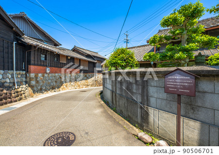 愛知県　知多岡田の町並み 90506701