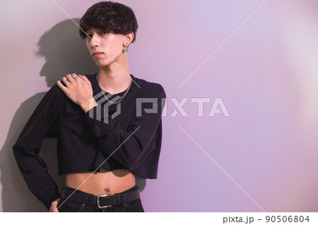 若い男性　ビューティー　ポートレート 90506804