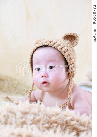 可愛い男の子の赤ちゃんニューボーンフォトハーフバースデー 可愛い男の子の赤ちゃんニューボーンフォトハーフバースデー 90508782