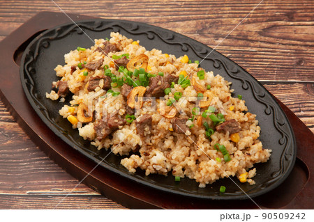 ステーキガーリックライス 90509242