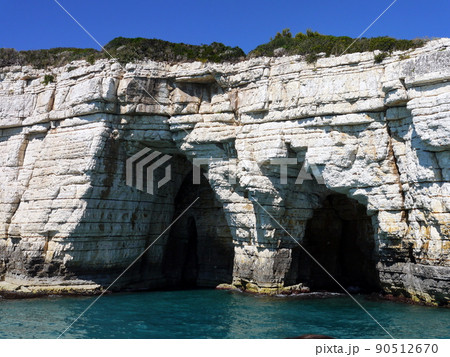 Sea caves along the Gargano Peninsula, Apulia, Italy. Sea caves along the Gargano Peninsula, Apulia, Italy. 90512670