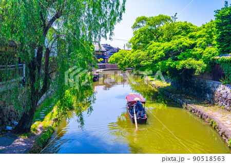 近江八幡の八幡堀 90518563
