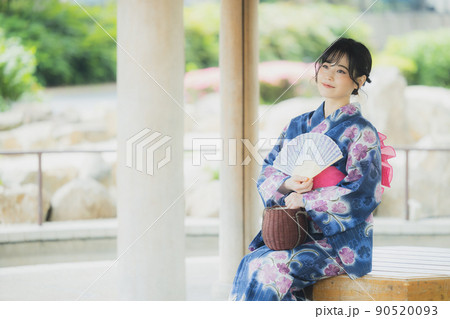 浴衣の女性　 90520093