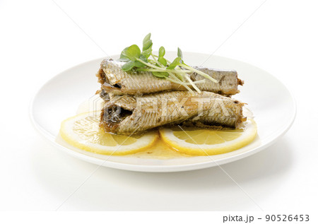 イワシ缶の爽やかレモン添え イワシ缶の爽やかレモン添え 90526453