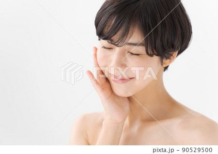 ビューティー　デコルテ　白背景 90529500