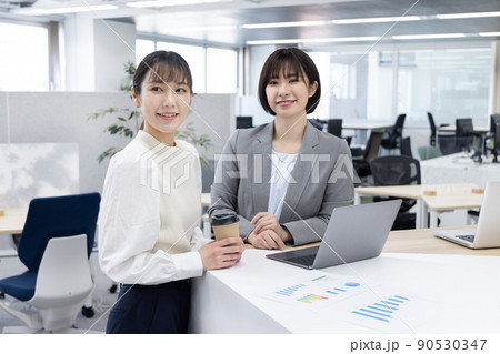 スタンドアップミーティング 90530347