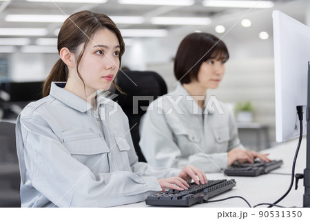 ビジネス 設計 開発 オフィスシーン ビジネス 設計 開発 オフィスシーン 90531350