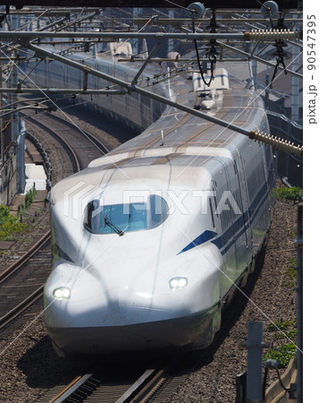 新幹線N700S　J17編成　山科付近にて 90547395