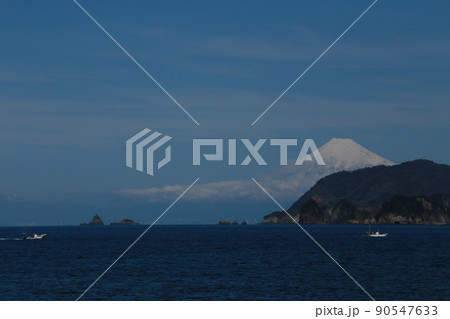 萩谷海岸からの富士山 90547633