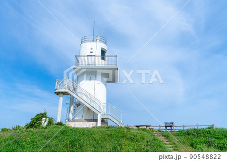 《長崎県》大バエ灯台 （オオバエトウダイ）平戸市 90548822