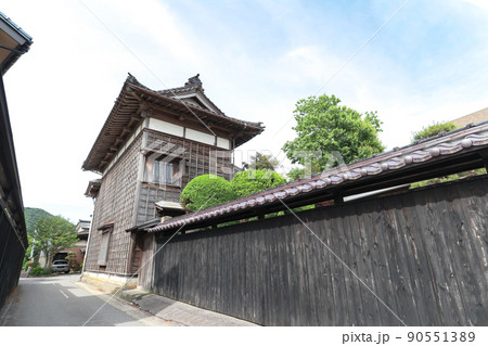 城下町 村上 黒塀通り (安善小路)と浪漫亭 城下町 村上 黒塀通り (安善小路)と浪漫亭 90551389