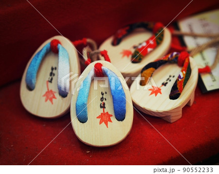 群馬代表の温泉地の一つ伊香保温泉 90552233