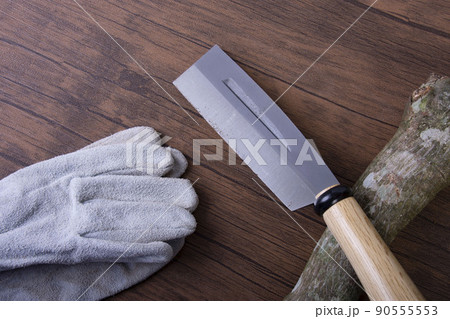 キャンプに必要なナタと手袋 キャンプに必要なナタと手袋 90555553