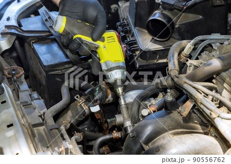 Auto mechanic replacement fuel supply with throttle Auto mechanic replacement fuel supply with throttle 90556762